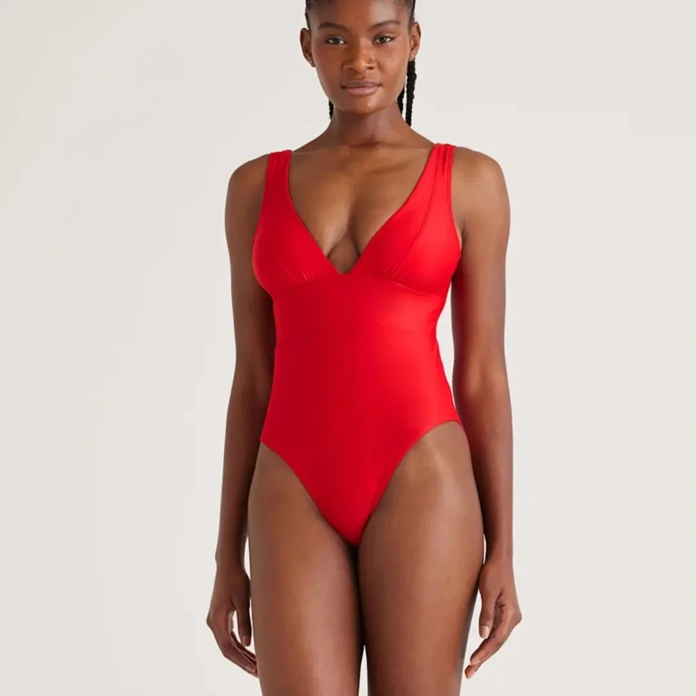 NWT Quince Italian Plunge One-Piece Swimsuit Large